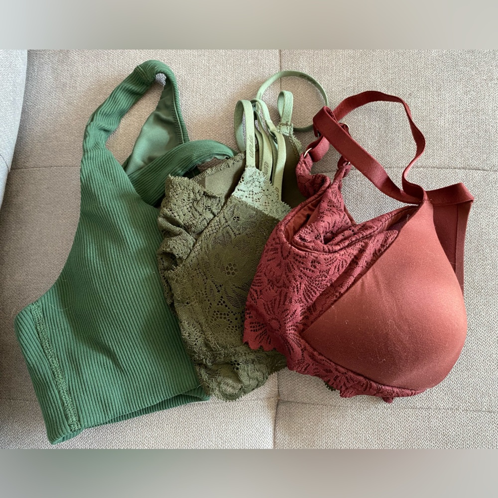 Bundle of bras